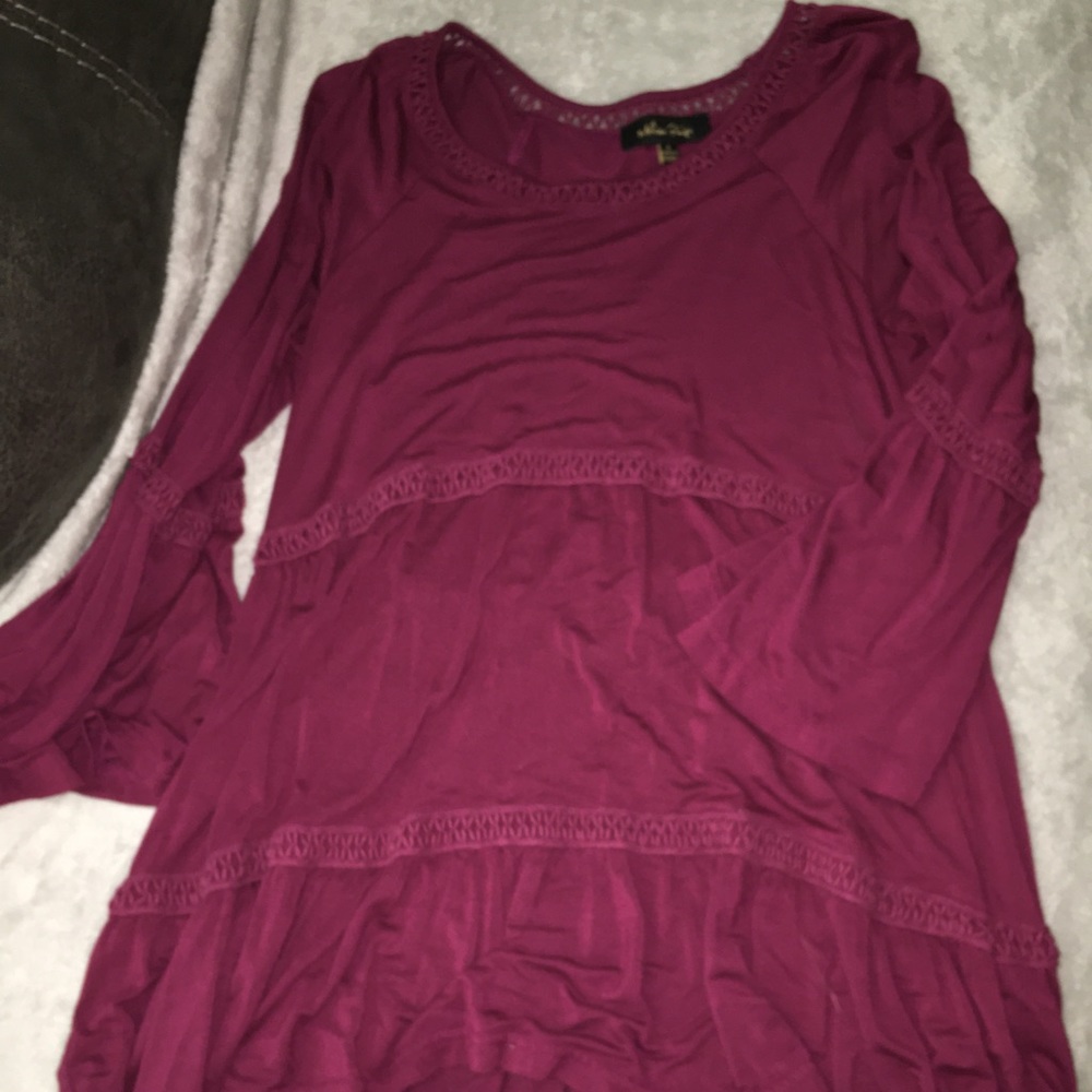 quarter sleeve loose burgandy melissa paige shirt